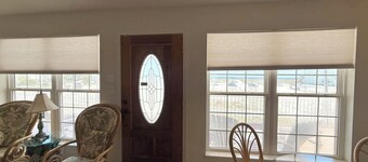 "Mainsail" New Listing Cozy Beach Home! Stunning Views of the Gulf! Elevator