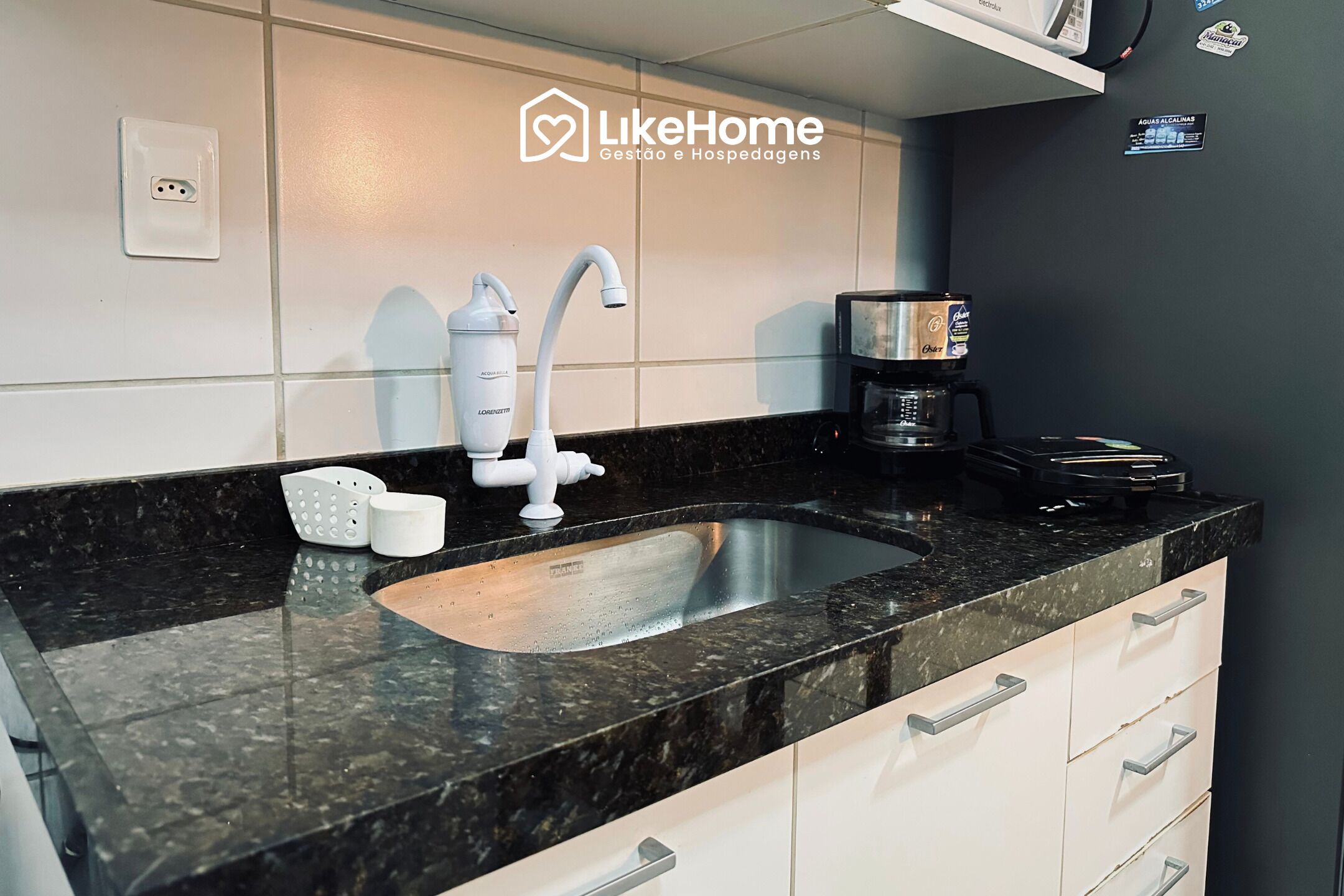 Basic Apartment | Private kitchen