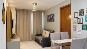 Basic Apartment | Living area - Tambaú Flex Home - LikeHome Hospedagens (João Pessoa)