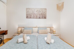 2 habitaciones, tabla de planchar con plancha, wifi y ropa de cama 