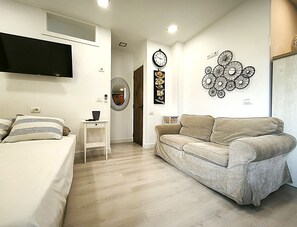 1 bedroom, iron/ironing board