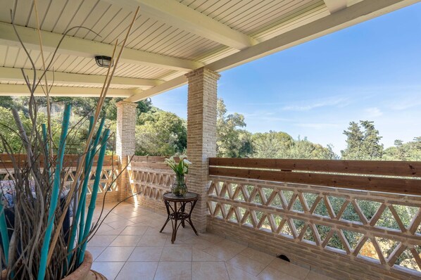 Terassi/patio