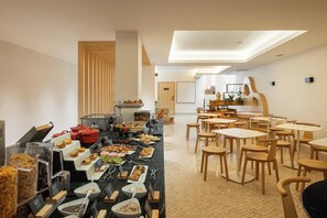 Gratis frukostbuffé varje dag 