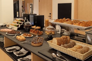 Gratis frukostbuffé varje dag
