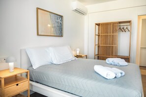 2 bedrooms, iron/ironing board, travel cot, free WiFi