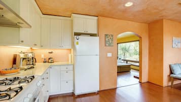 Rumah (4 Bedrooms) | Interior