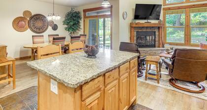 1 Mi to Ponderosa State Park: Condo w/ Pool Access