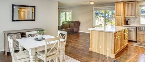 House (3 Bedrooms) | Front of property