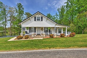 House (2 Bedrooms) | Front of property
