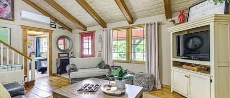 Casa (2 Bedrooms) | Interior