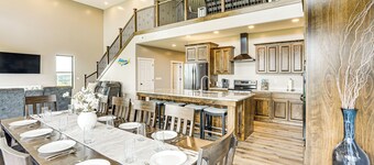 2 Mi to Lewis and Clark Lake: Spacious Getaway