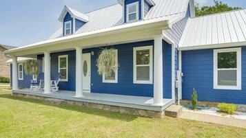 House (5 Bedrooms) | Interior