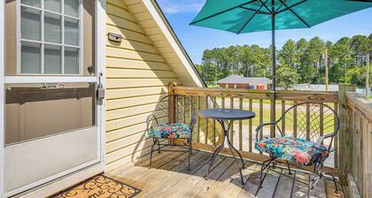 10 Mi to Mobile Bay: Family Apt in Silverhill!