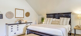 10 Mi to Mobile Bay: Family Apt in Silverhill!