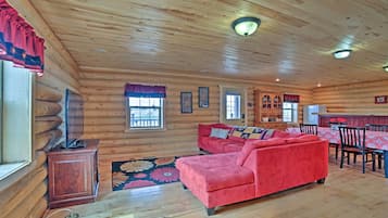 House (1 Bedroom) | Interior