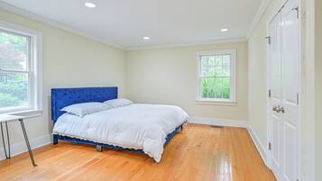 House (Multiple Bedrooms) | Interior