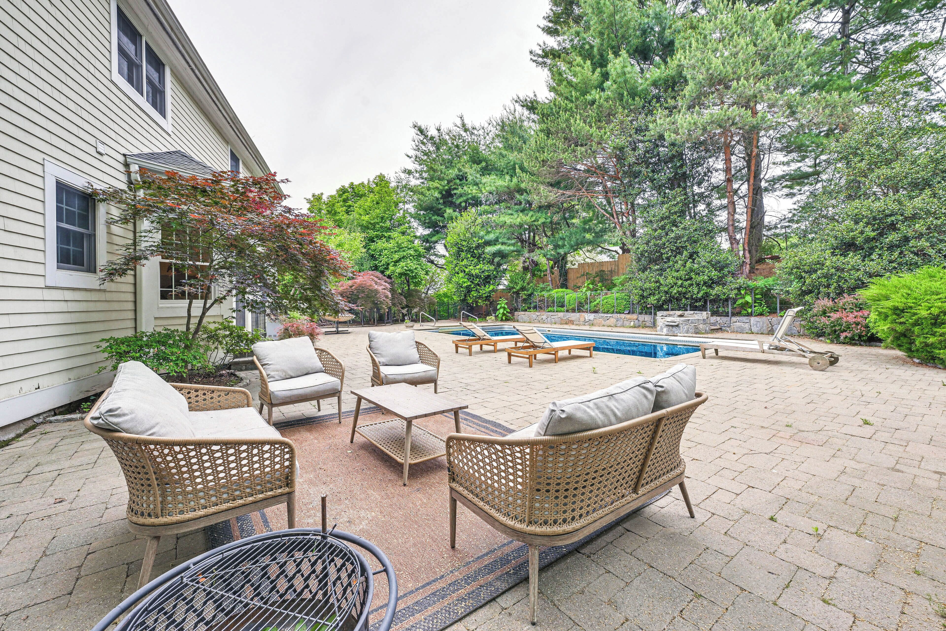 House (Multiple Bedrooms) | Interior