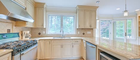 House (Multiple Bedrooms) | Interior