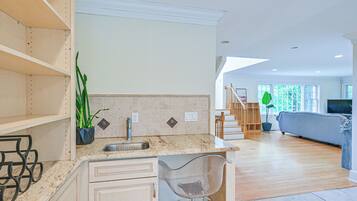 House (Multiple Bedrooms) | Interior