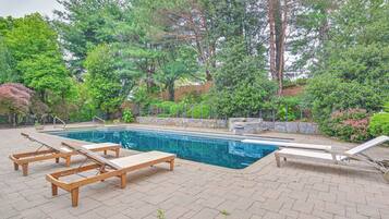 House (Multiple Bedrooms) | Interior