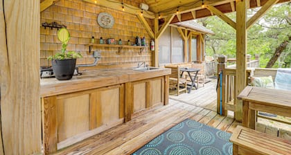 Hot Tub Haven: Creekside Cabin in Frisco!