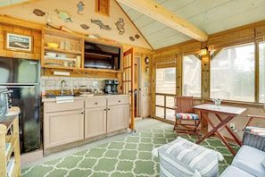 House (1 Bedroom) | Interior - Hot Tub Haven: Creekside Cabin in Frisco! (Frisco)