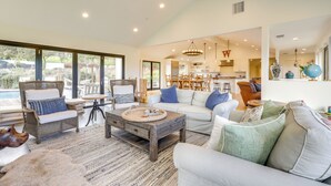 單棟房屋 (4 Bedrooms) | 內部