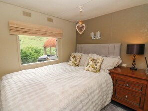 1 bedroom, individually decorated, individually furnished, free WiFi - Gwybedog (Llanwrda)