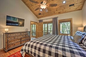 House (3 Bedrooms) | Interior - Treetop Cabin w/ Hot Tub, Near Appalachian Ski (Blowing Rock)