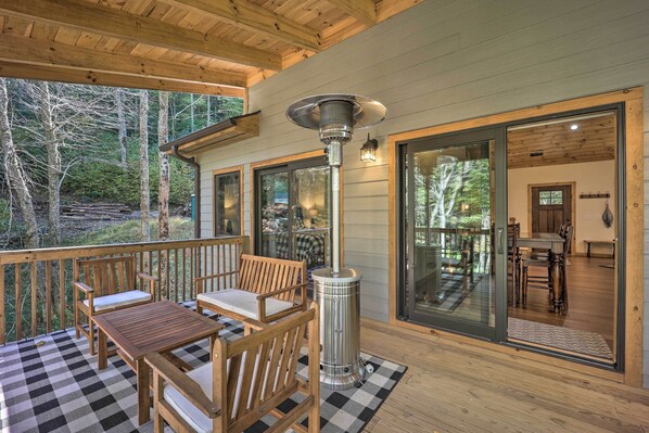 House (3 Bedrooms) | Interior - Treetop Cabin w/ Hot Tub, Near Appalachian Ski (Blowing Rock)