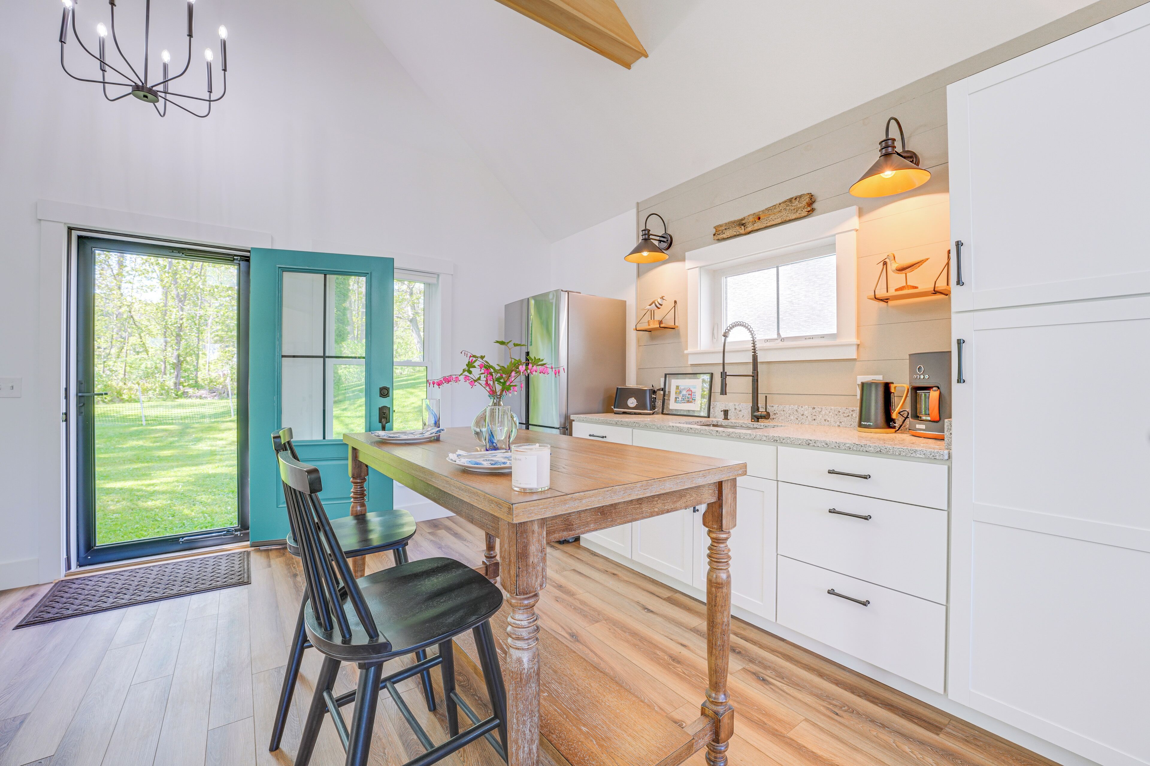 Apartment (0 Bedroom) | Interior