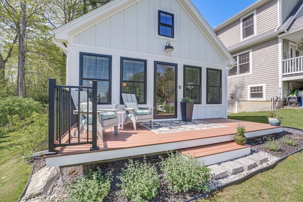 Apartment (0 Bedroom) | Interior - Oceanfront Studio w/ Private Dock in Harpswell! (Harpswell)