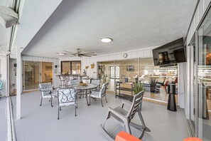 House (3 Bedrooms) | Interior - Outdoor Oasis: Marco Island Home Near Beaches (Marco Island)