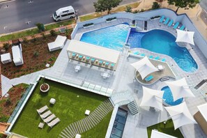 Pool - 39G Peninsula 2BRM Panoramic Beach Views (Surfers Paradise)