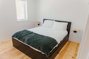 3 多间卧室、WiFi、床单