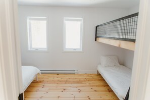 3 bedrooms, WiFi, bed sheets - Spa & Lake | Orphee (Chertsey)