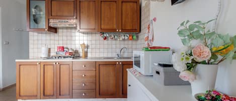 Microwave, oven, stovetop