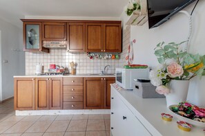 Micro-ondas, fogão, cooktop