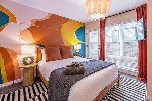 3 多间卧室、办公桌、熨斗/熨衣板、旅行婴儿床