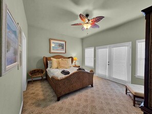 3 bedrooms, bed sheets