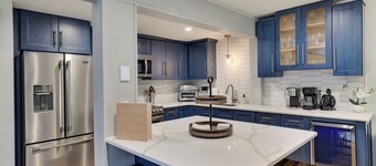 Lakeside, Walk to private beach club, Hiking, Water Parks