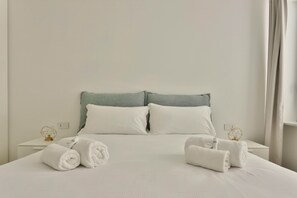 2 bedrooms, free WiFi - Elegant 2-bed apt in the Centre of Milan (Milan)