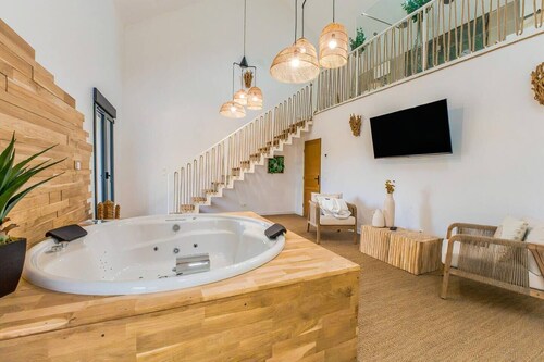 Corsica Suite with Spa