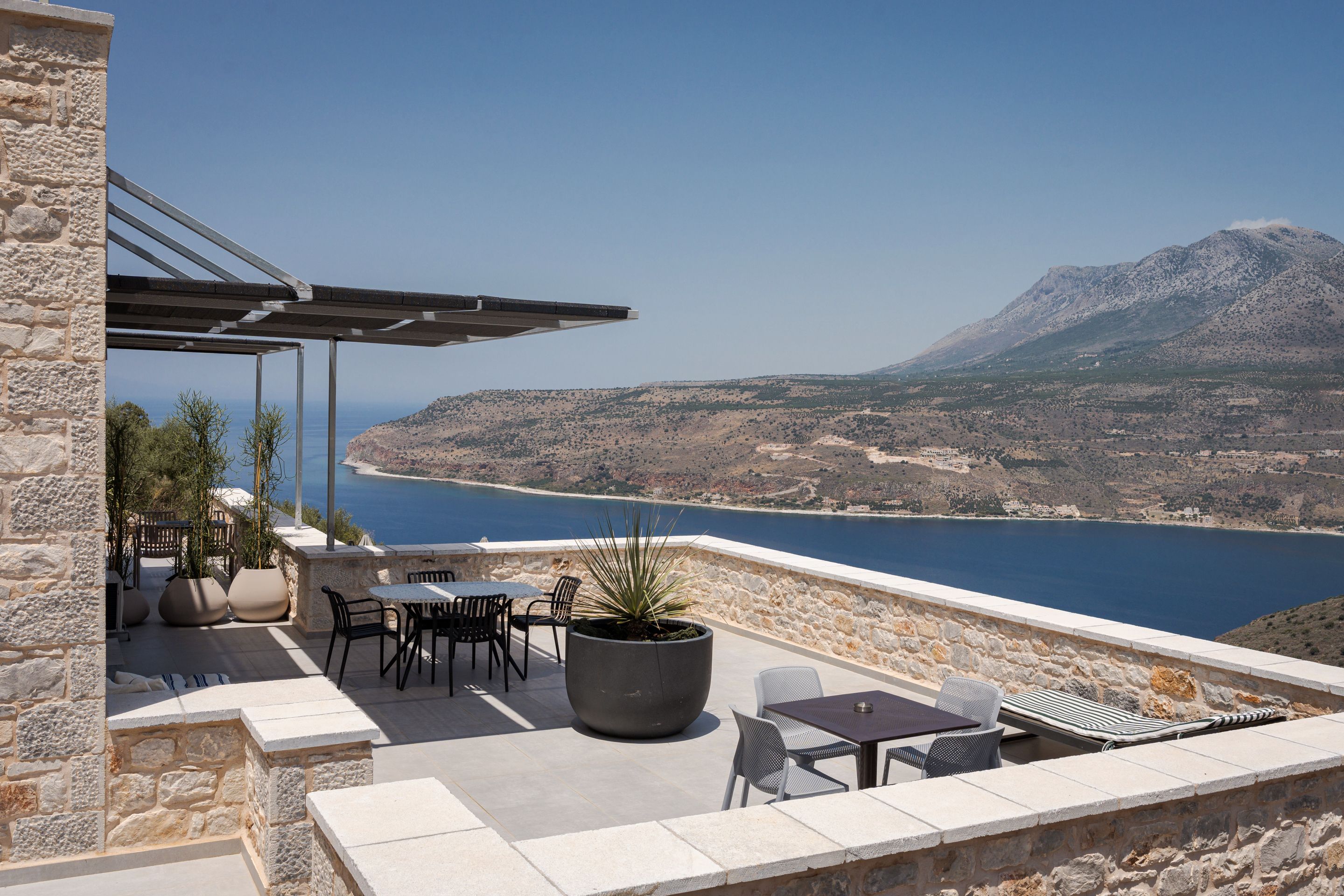 Apartamento luxo, vista para o mar | Sacada