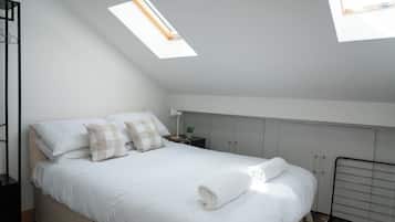 House | Iron/ironing board, free WiFi