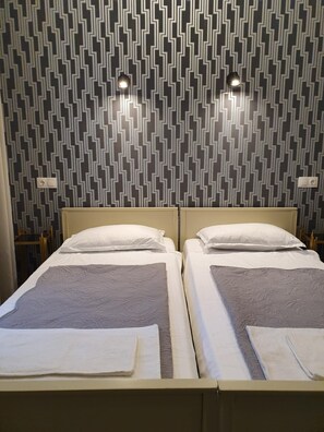 4 habitaciones, wifi y ropa de cama 