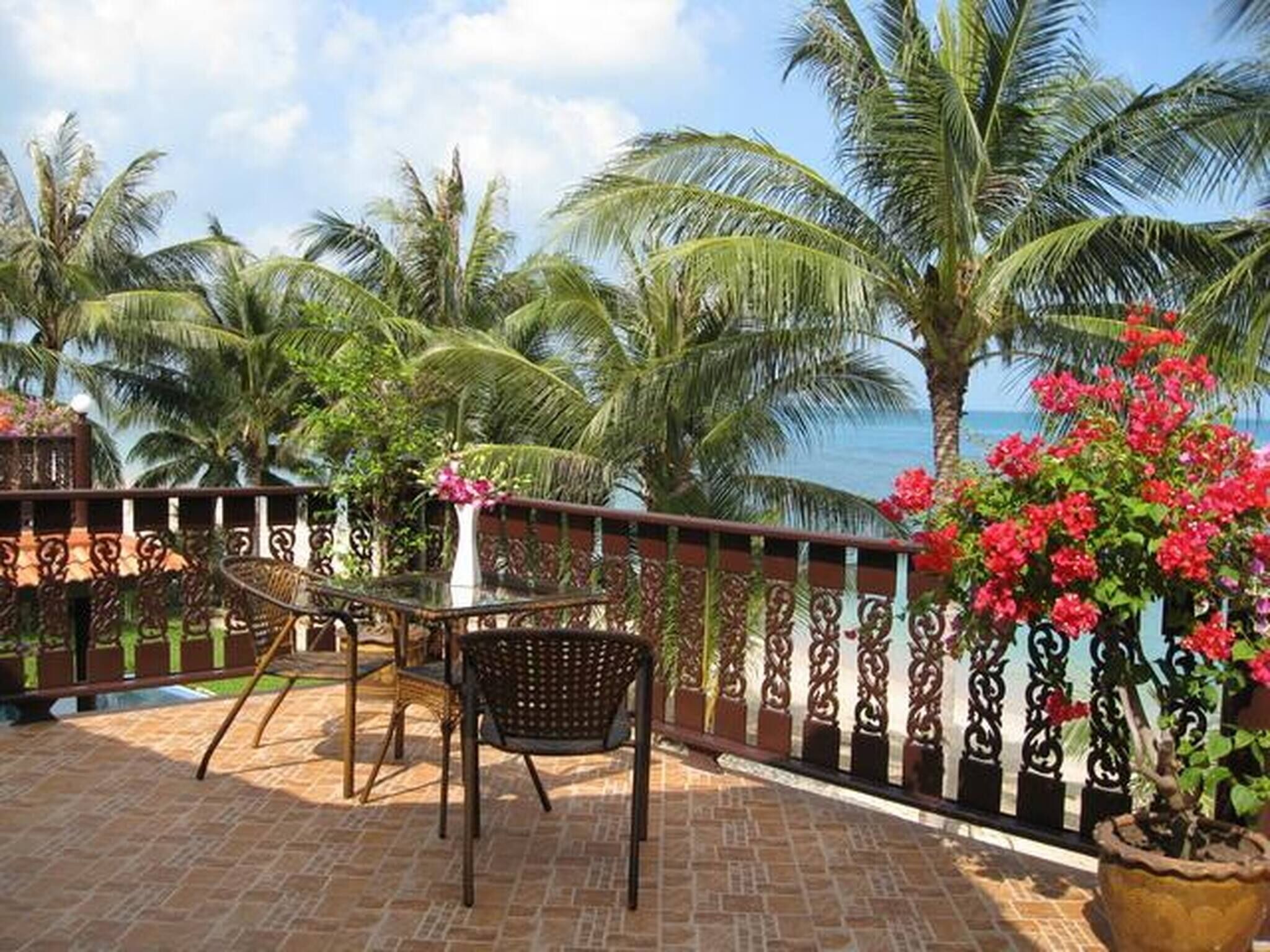 Vila, 3 quartos, para fumantes, piscina particular | Jardim