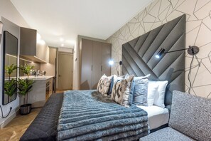 1 Schlafzimmer, Zimmersafe, Bügeleisen/Bügelbrett, WLAN