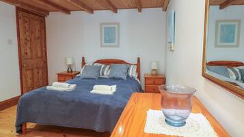 4 Schlafzimmer, individuell dekoriert, individuell eingerichtet