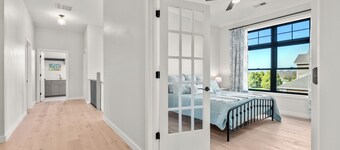 New Luxury Condo: Egg Harbor-Indoor Pool, Gym